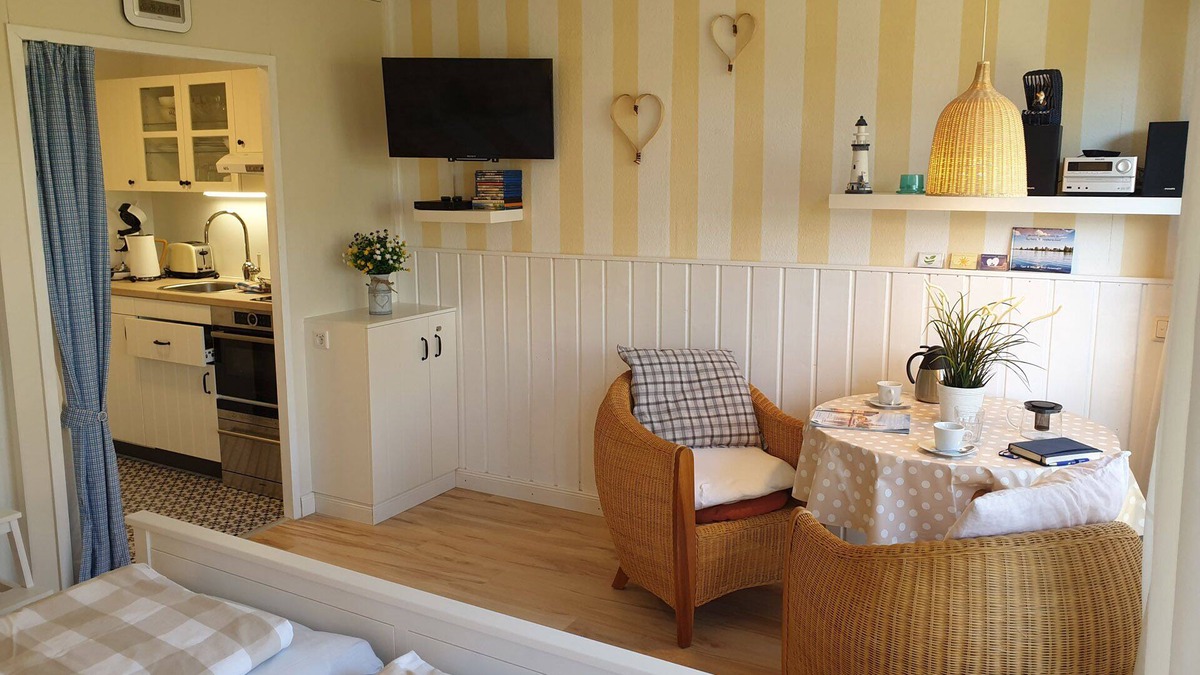 Reichenau Condo | Reichenau Island, indoor pool & sauna for free, Wi-Fi, lake 200 m, Konstanz 7 km