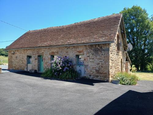 La Roche-l'Abeille House | Reids Retreat