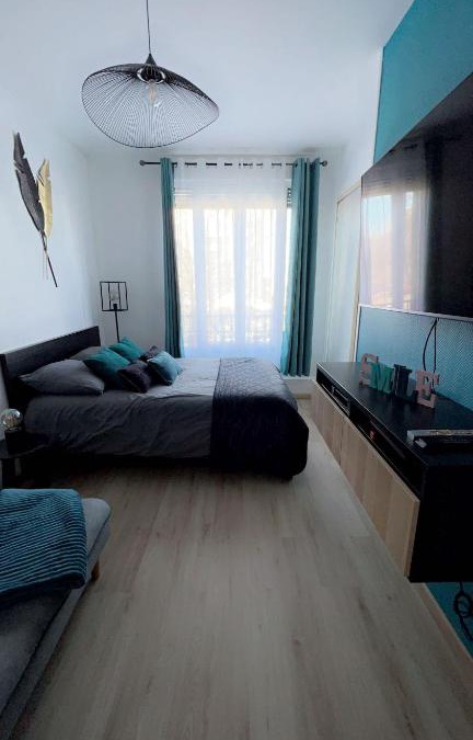 Courlancy Apartment | Reims Blue Sky