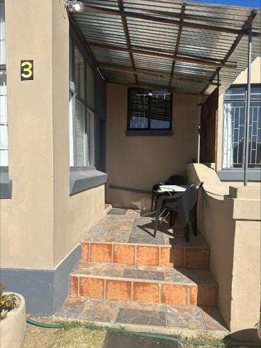 Harrismith House | Reis n Rus