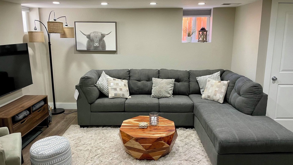 Washington Park Condo | Rejuvenate in a Renovated Wash Park Garden House