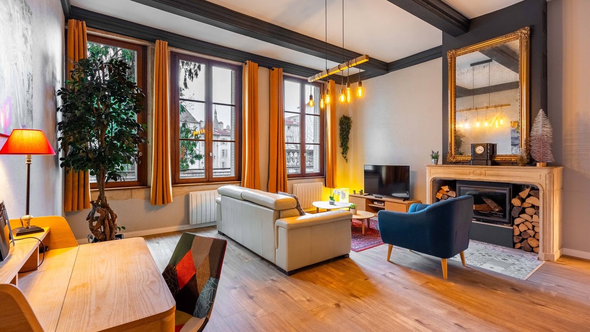 Nancy City Centre Apartment | Relais Ducal - Côté Terrasse