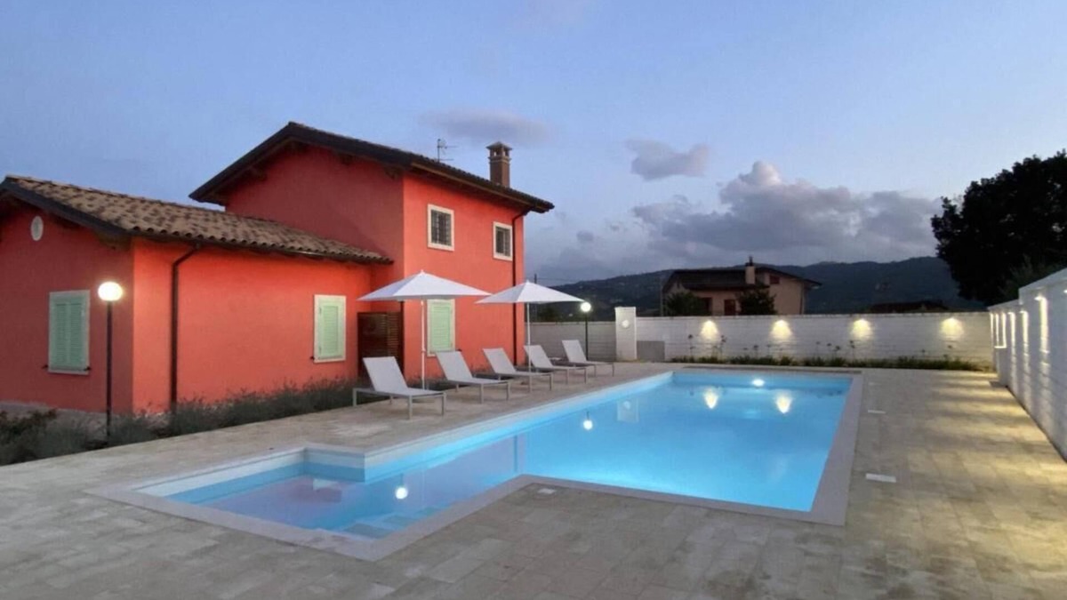 Paternopoli Villa | Relais Gregorio - Villa with private pool and garden in Irpinia
