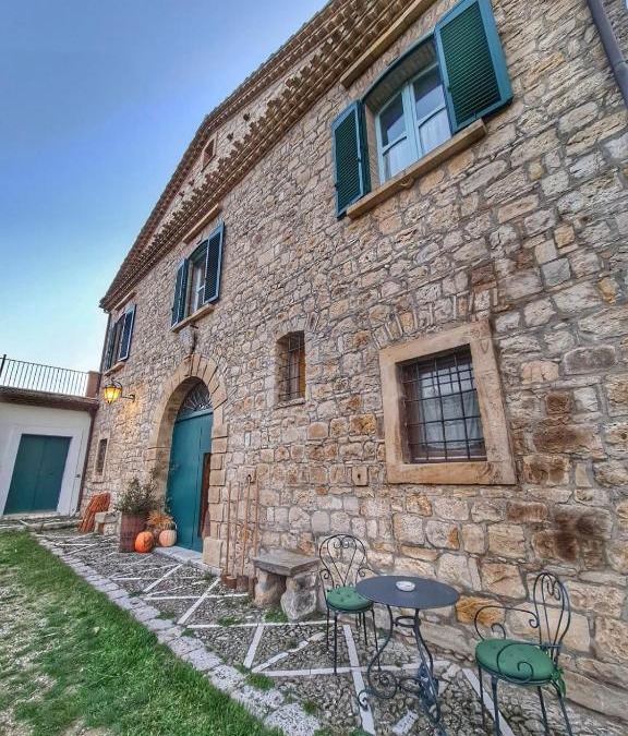 Orsara di Puglia Bed & Breakfast | Relais Maffia B&B