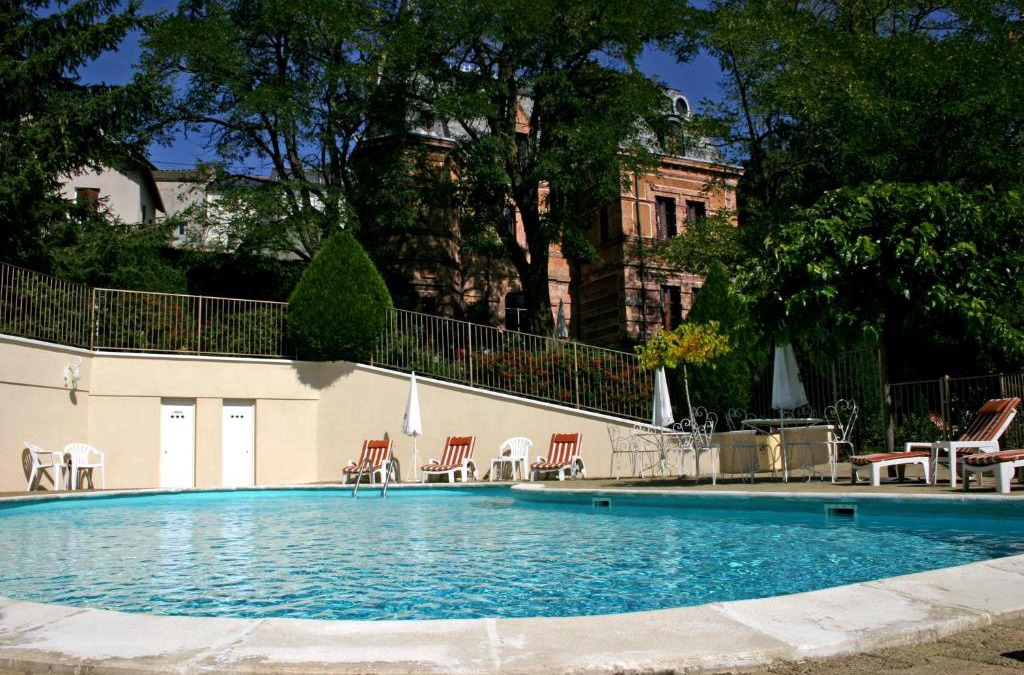 Saint-Alban-sur-Limagnole Hotel | Relais Saint Roch