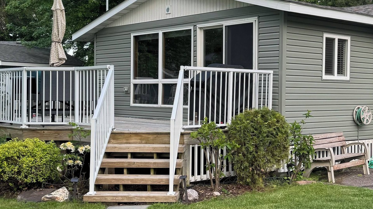 Lindstrom Cabin | Relax and be Glad at the Lake!nn
