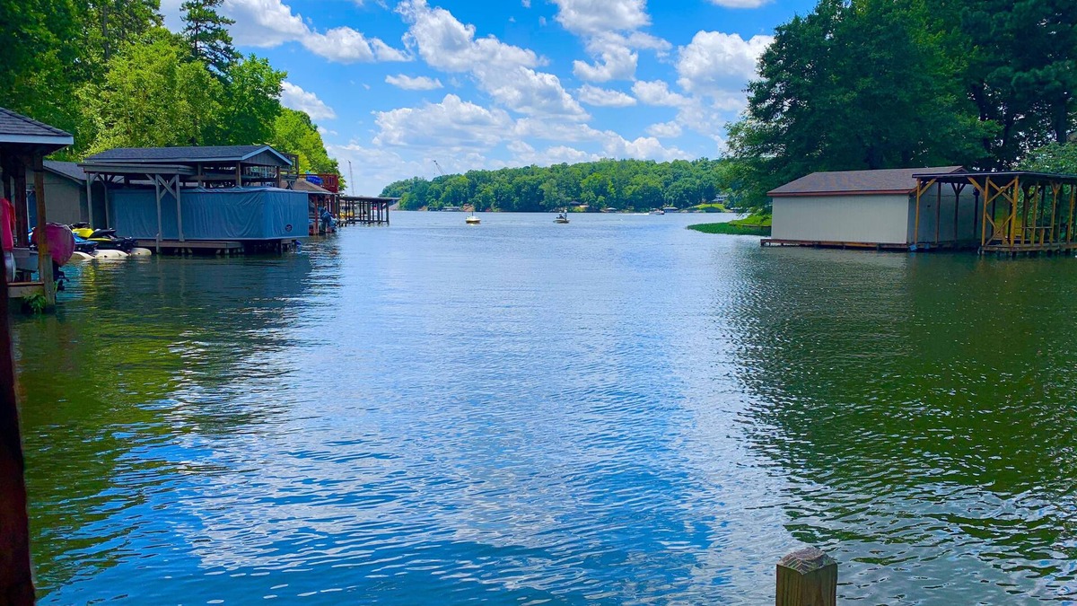 Mount Gilead House | Relax and Enjoy Great Outdoors, Lake Fun, 4 Bedroom, 4 Bath