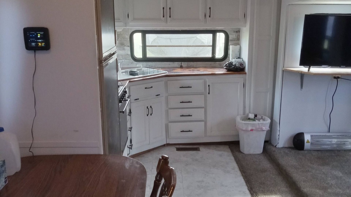 Hesperia RV Rental | Relax and enjoy nature at the spacious North branch get away. 39 acres available