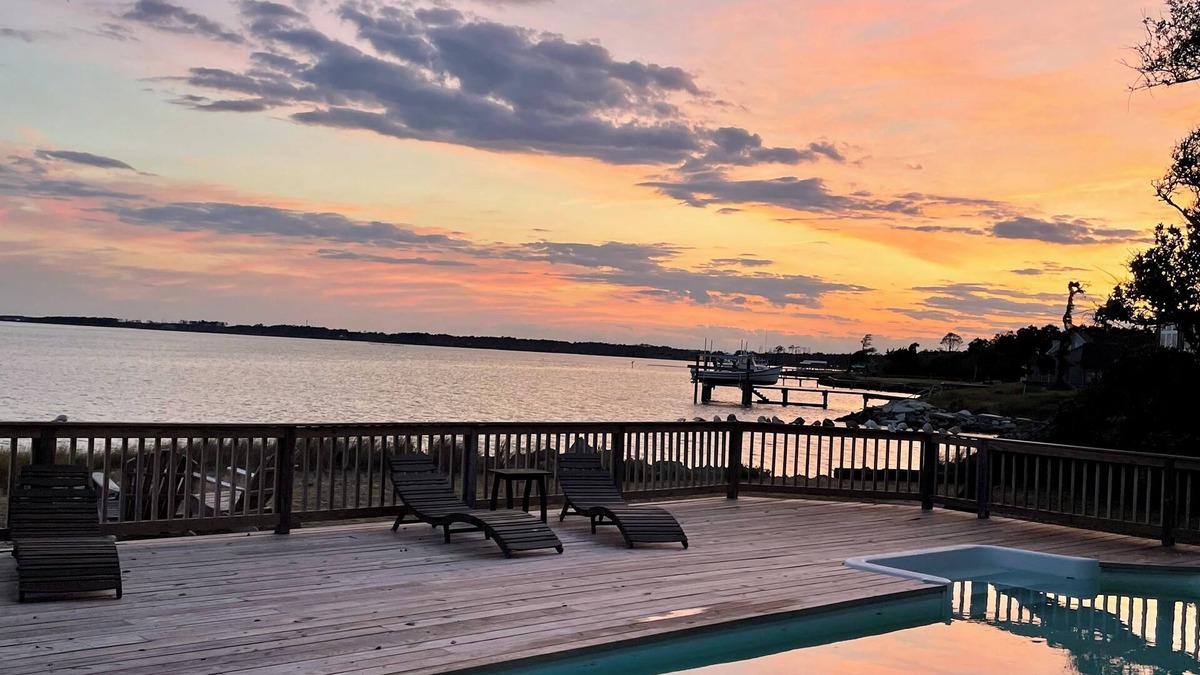 Carteret County House | Relax and Escape! Come enjoy this secluded waterfront property.
