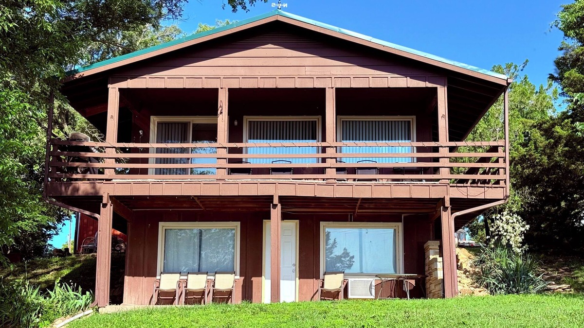 Fall River Cabin | Relax and recharge at The Spot