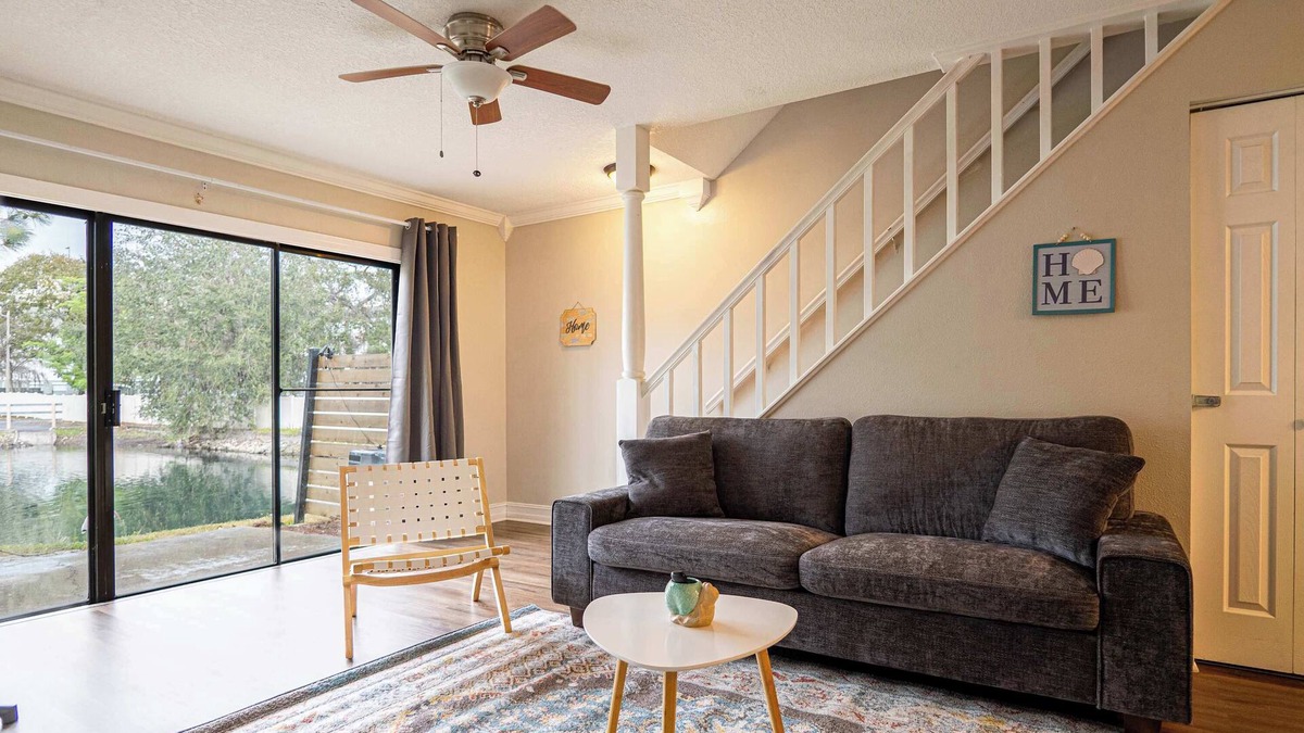 University House | Relax and Recover Townhouse