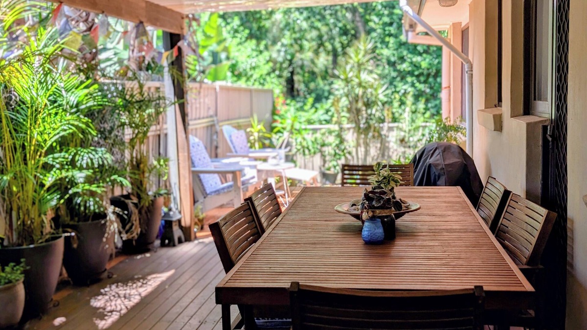 Terrigal House | Relax and unwind in natural setting near Terrigal lagoon & beach
