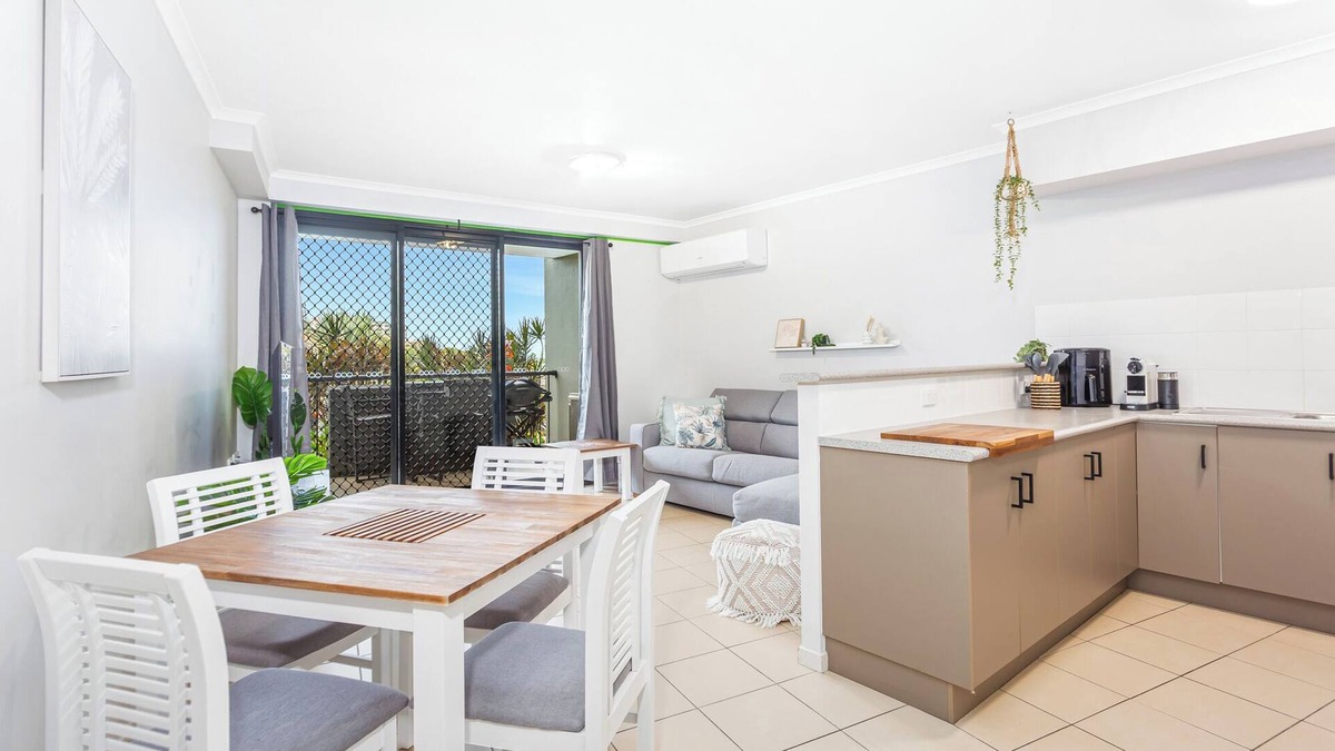 Yeppoon Apartment | Relax and Unwind in the Heart of Yeppoon CBD!