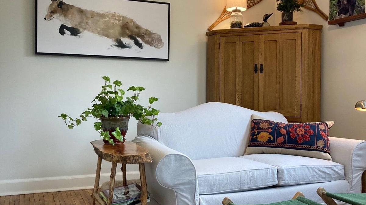 Ely Cottage | Relax at Cedar Cottage while enjoying your Ely adventure!