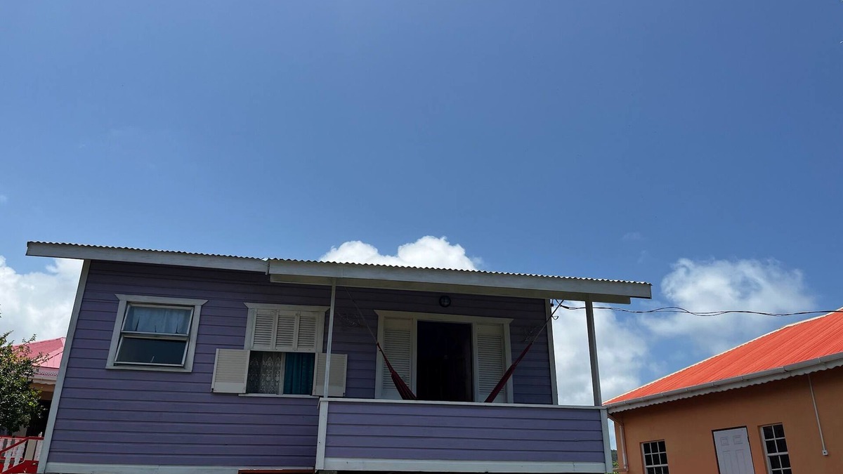 Belmont Cottage | Relax at Debbie’s Herbal Tea Cottage: Ocean Views, Farm-to-Table & Nature Trails
