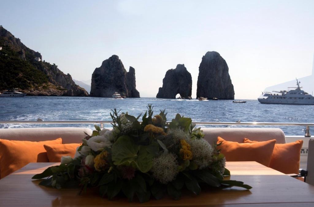 Mount Vesuvius - Pompei Boat Rental | Relax By Winston - Sanlorenzo SL62
