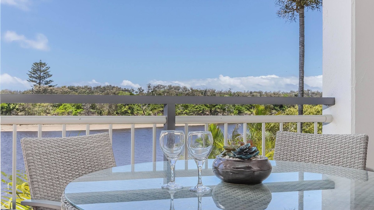 Slacks Creek Apartment | Relax by the water at Sunrise Cove!