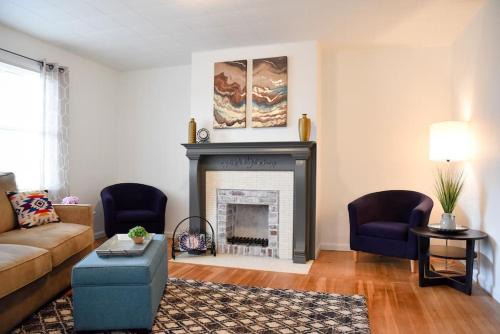 Pittsburgh House | Relax & Feel At Home During Your Pittsburgh Stay