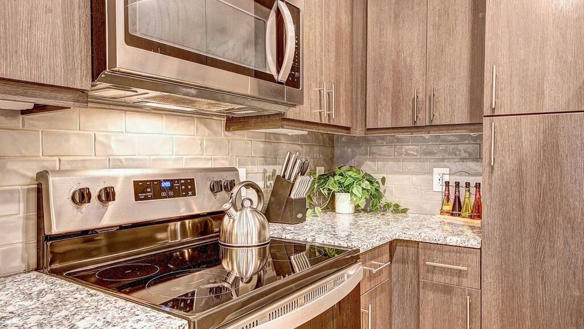 Northlake Apartment | Relax in a Calming Atmosphere in Tucker