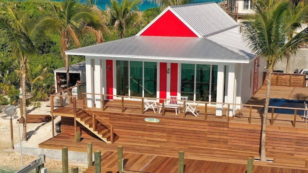Staniel Cay Villa | Relax in our sunset inspired villa