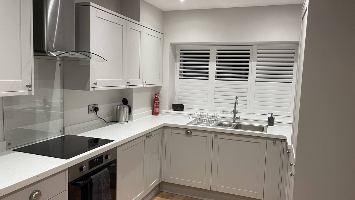 Angmering Cottage | Relax in our village located Old Bakery Cottage