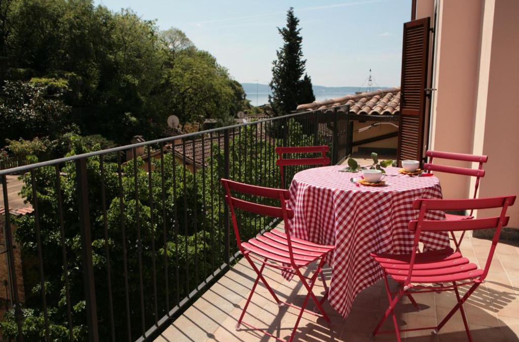 Lake Bracciano House | Relax In Piazzetta casa e appartamento per vacanze