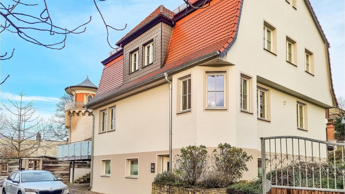 Sangerhausen Apartment | Relax in the southern Harz in this comfortable and spacious vacation apartment.