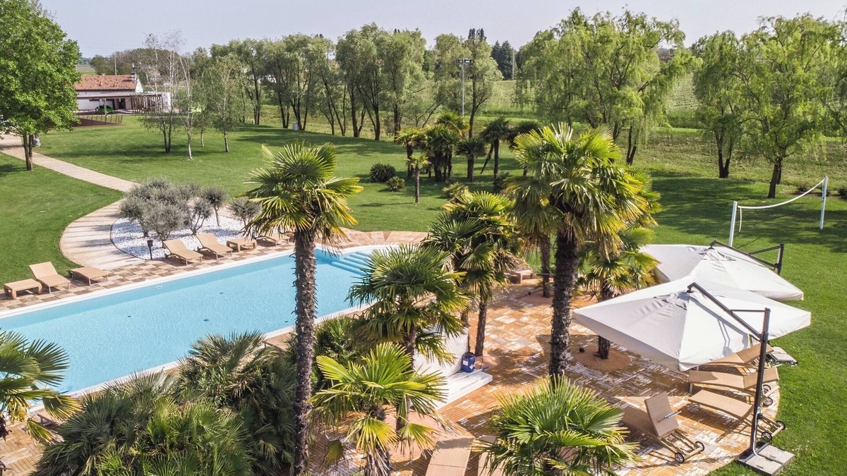 Roncade Villa | Relax in this oasis This villa for exclusive use