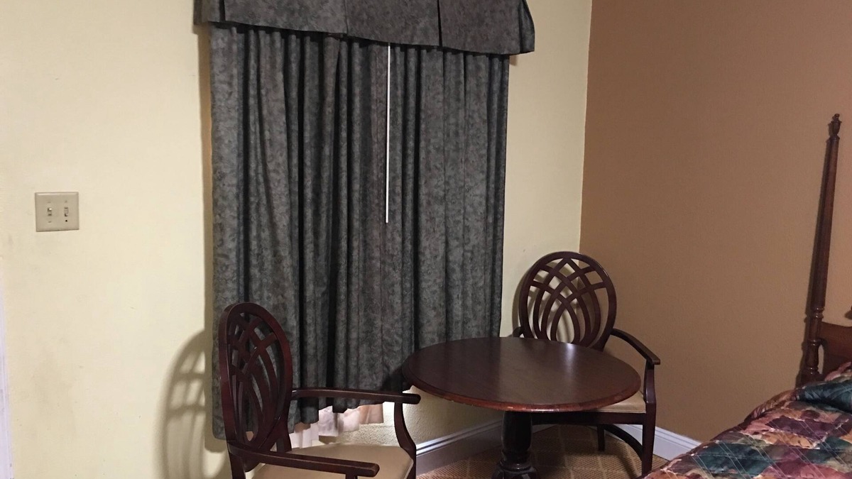 Bel Alton Hotel | Relax Inn Bel Alton