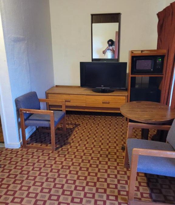 Ranger Hotel | Relax Inn Ranger