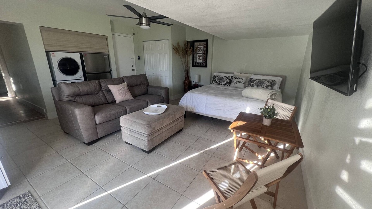 Port Saint Lucie Apartment | Relax near Clover Park 7 min drive