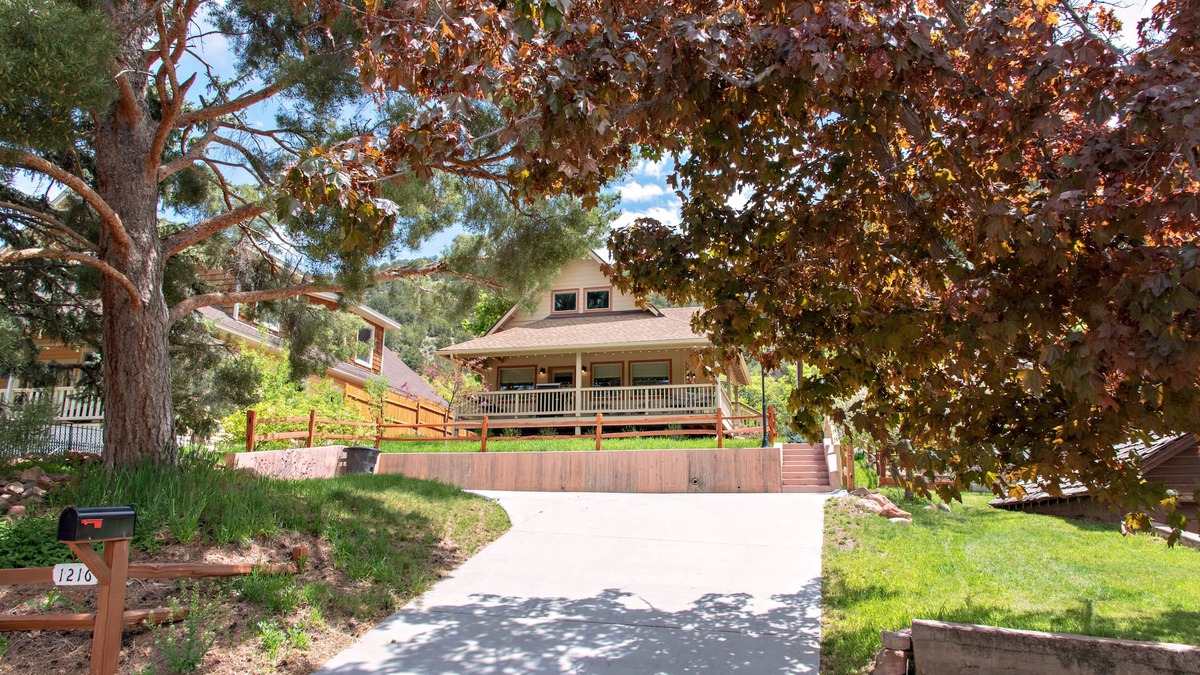 Glenwood Springs House | Relax near Glenwood Hot Springs -15 min walk