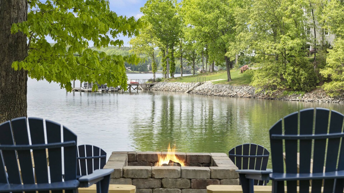 Barium Springs House | Relax on Riverbend - Ideal Lake Norman getaway for up to 15 Guests