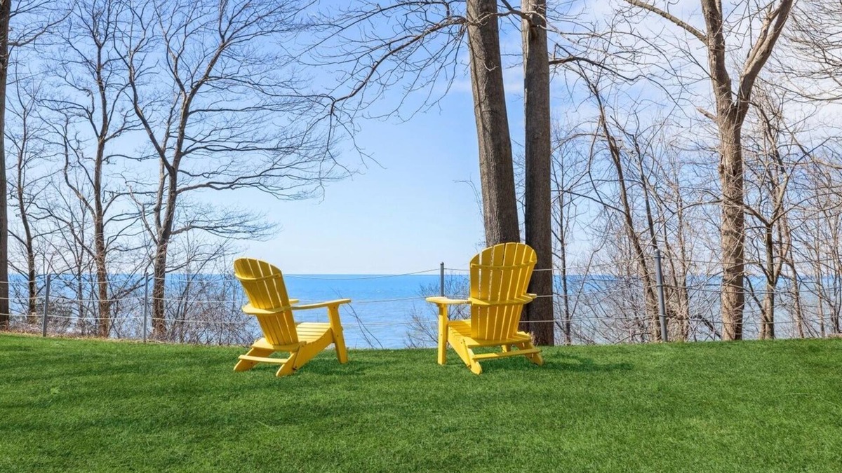 Mill Creek House | Relax on your own private beach on stunning Lake Michigan