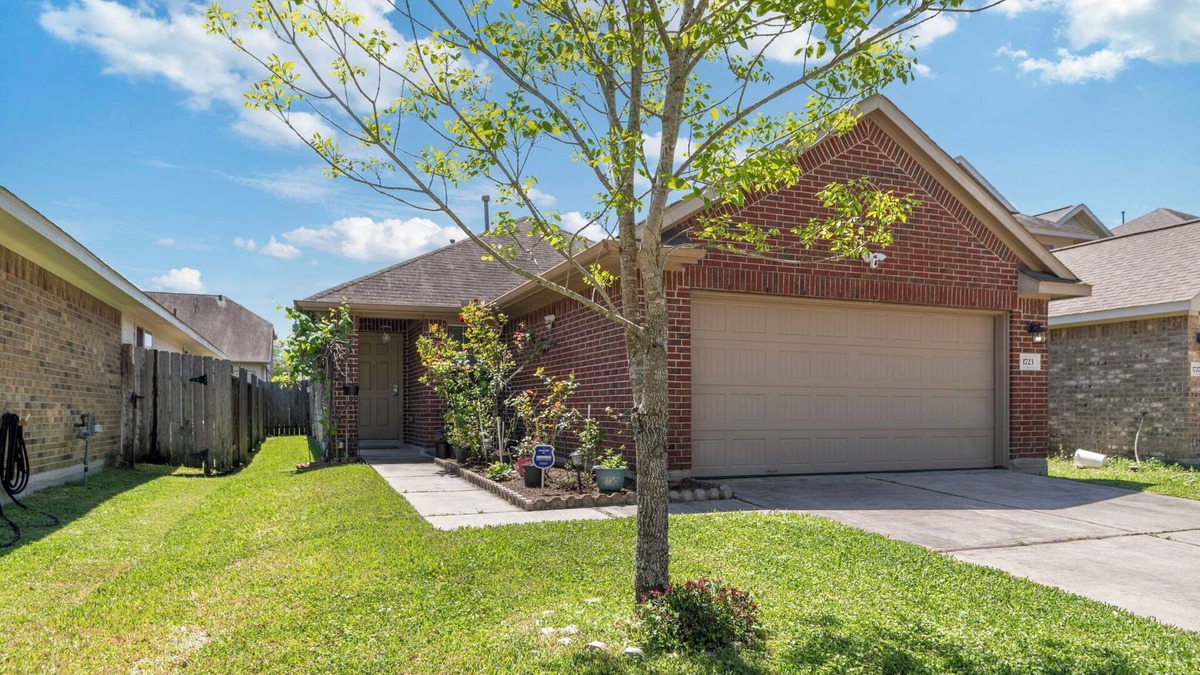 Houston House | Relax, Quiet, Clean, & 15min Away From Airport