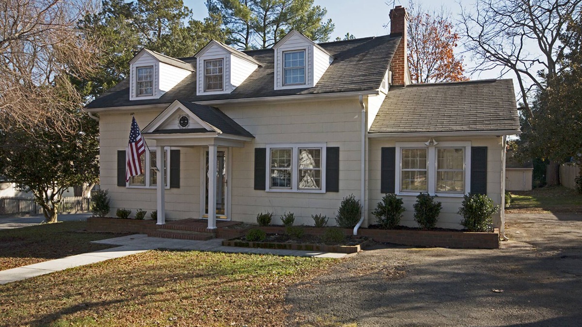 Zanoni House | Relax, Recharge And Enjoy.Near Williamsburg Walk To Restaurants and Shops