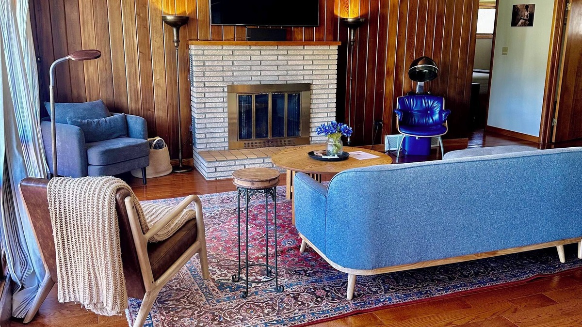 Spring Green House | Relax & Recharge: Mid-Century Modern Home with Sauna in Spring Green