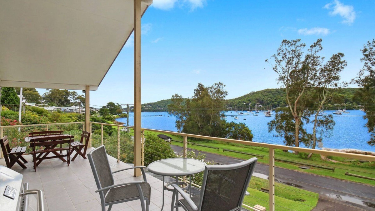 Hardys Bay House | 'Relax, Refresh, Breathe' by Accom Holidays