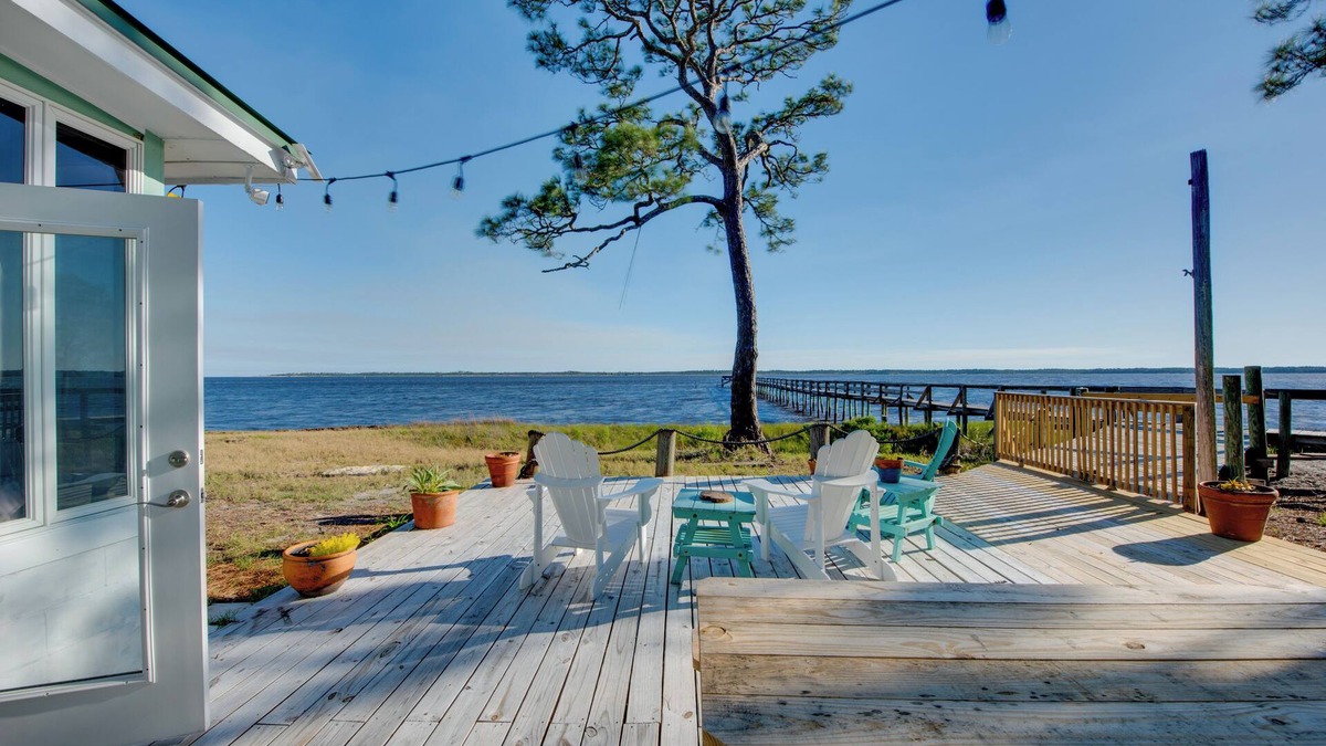 Panacea Cottage | Relax & Refresh: Waterfront Cottage in Panacea
