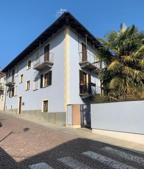 Bra House | RELAX SANTA CHIARA