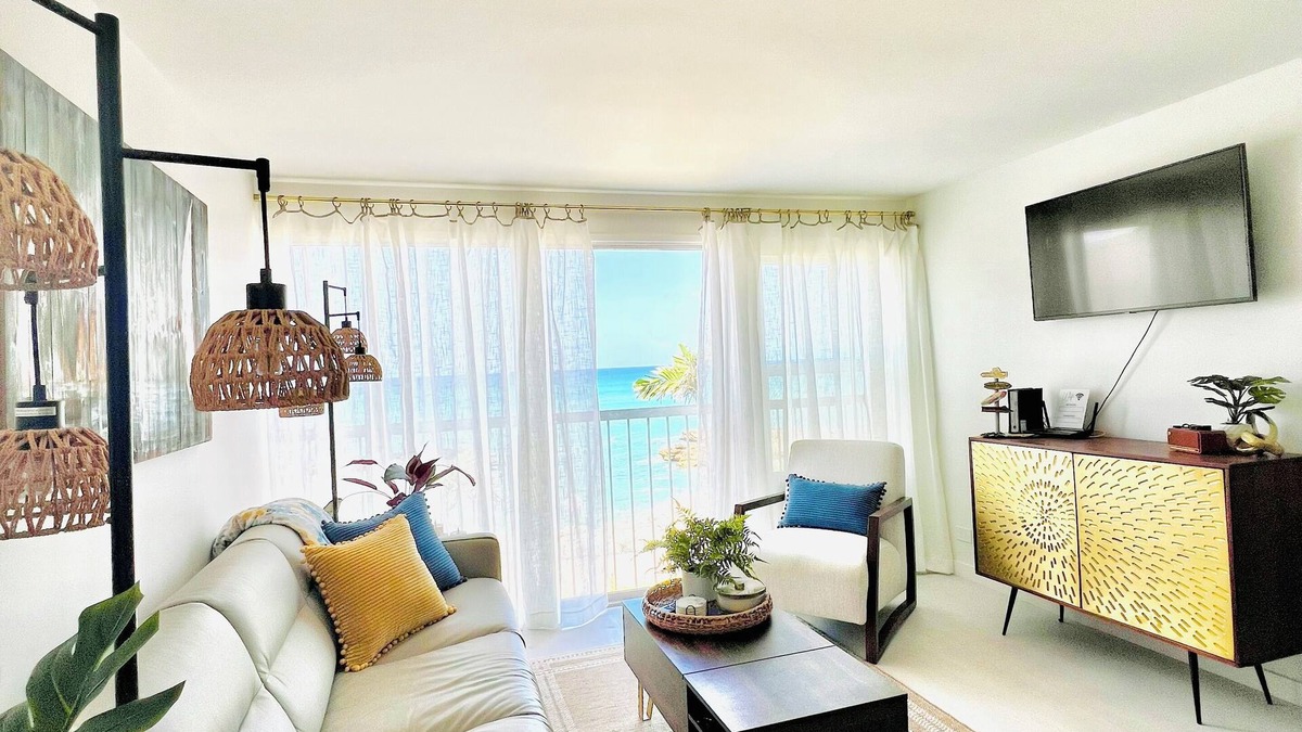 Makaha Condo | Relax, with breathtaking ocean views. Makaha 1-bedroom condo near Ko Olina