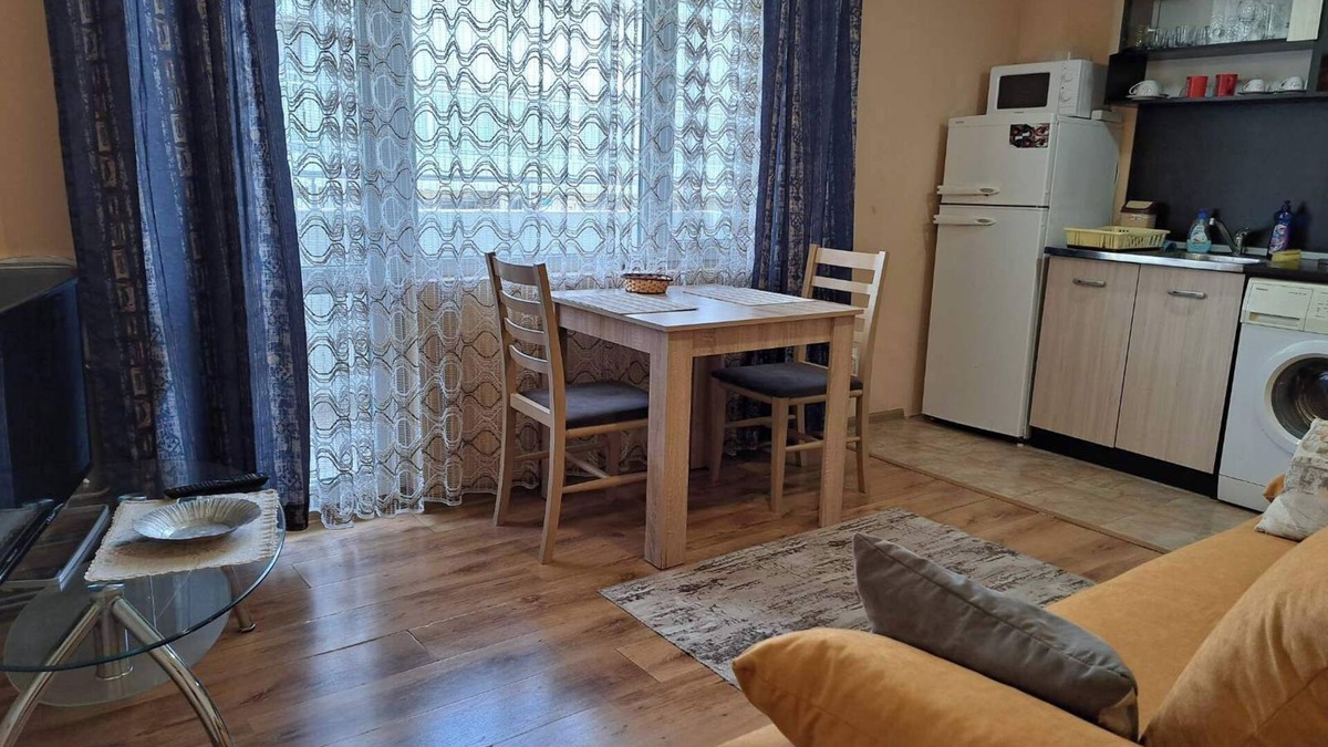 Dalgopo Apartment | Relax with the whole family in this peaceful place to stay.