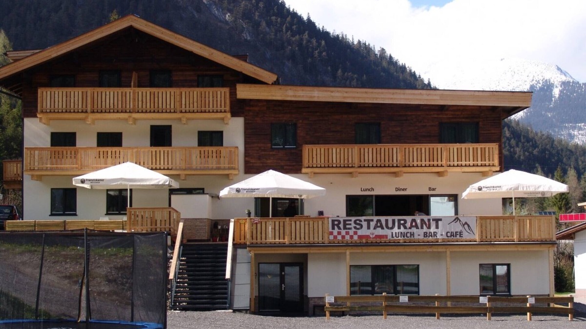 Biberwier Apartment | Relax wonderfully and into an apartment with a view of the slopes/mountains.