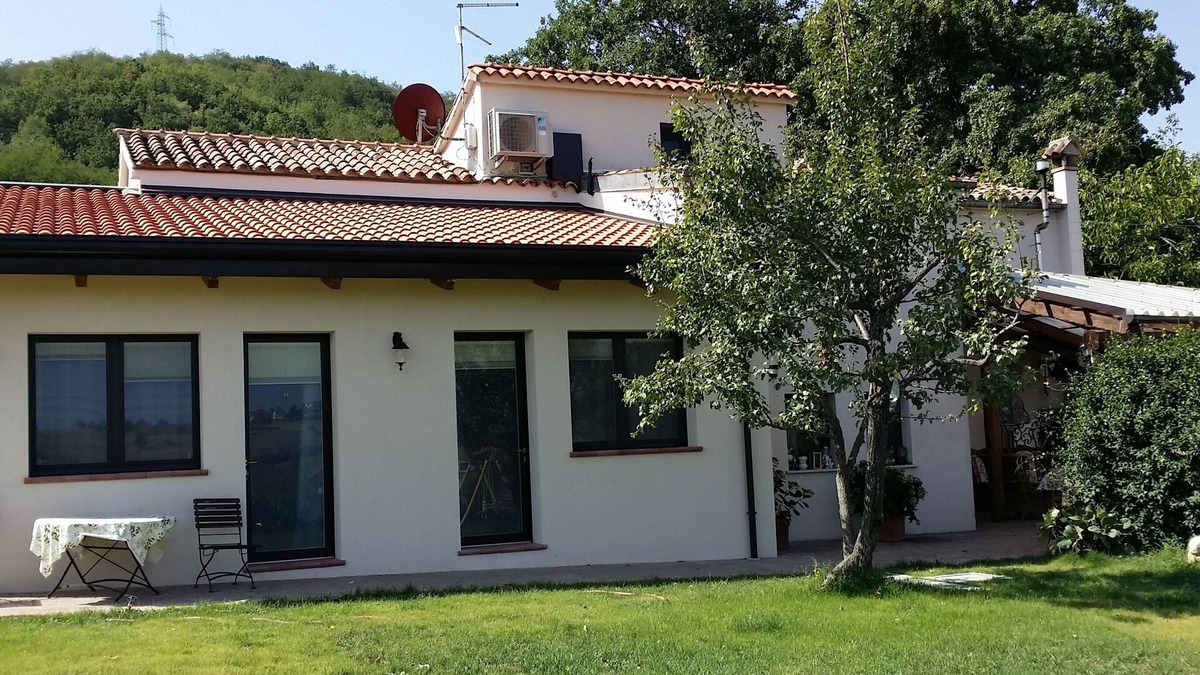Gemmano Apartment | Relaxation in a Small Country Home Relaxation in a small country home