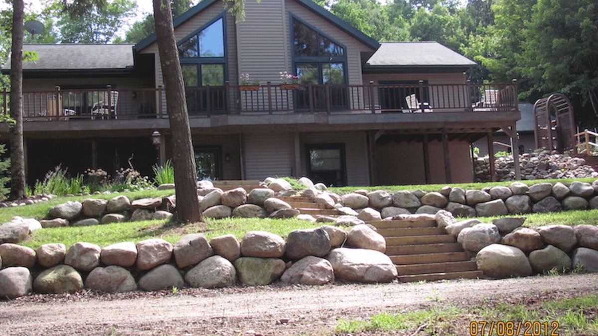 Minocqua Condo | Relaxation in the Northwoods