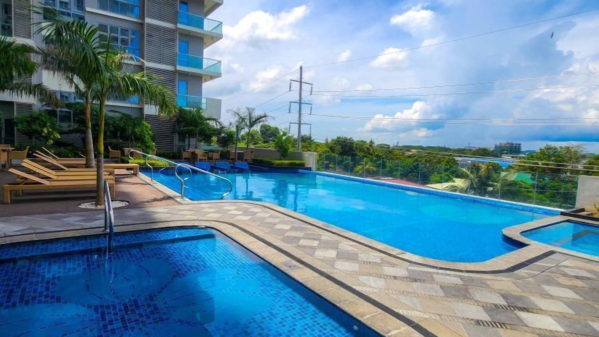 Iloilo Condo | Relaxation Redefined: 2-BR Escape