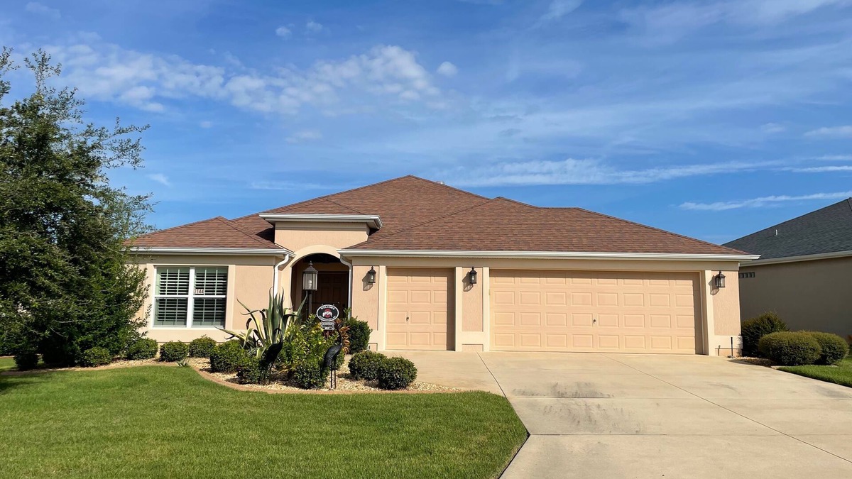 Fruitland Park House | Relaxation, Villages style—your happy place awaits