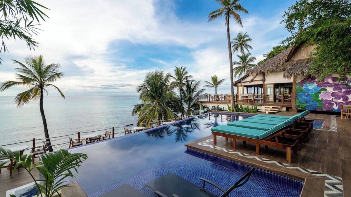 Little Corn Island Hotel | Relaxed Island Retreat at Charming Seaside Room, Onsite Pool & Beach Access