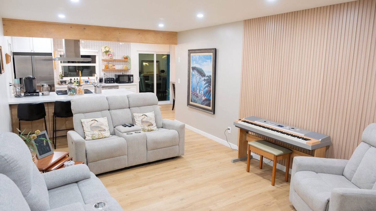 San Diego House | Relaxed Modern Comfort - 3 BR Home in Clairemont