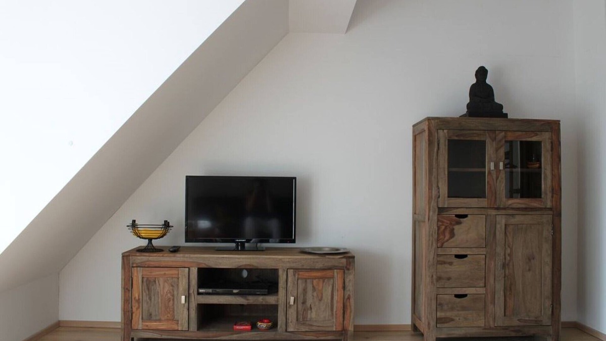Ueberlingen Apartment | Relaxed peace above the rooftops in Überlingen West with a view of Lake Constance